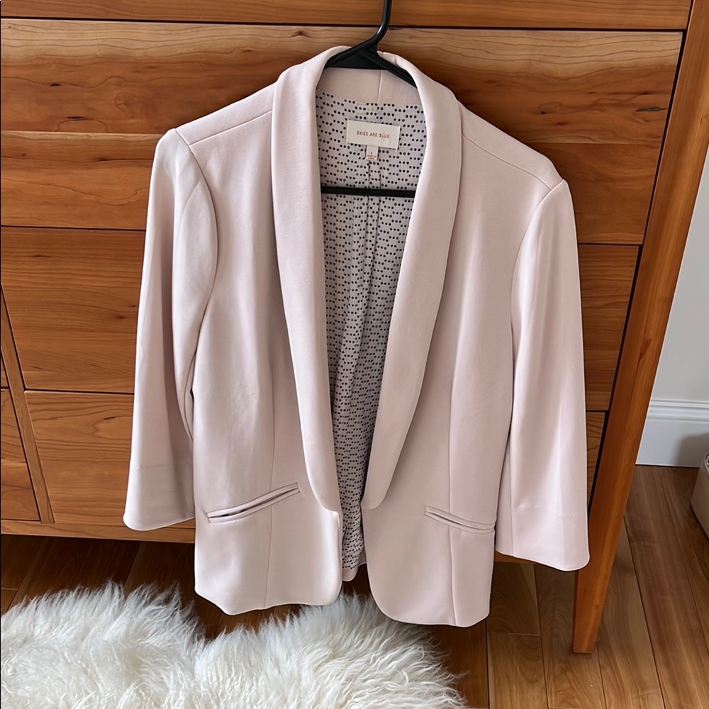 Chic Blush Pink Women's Blazer